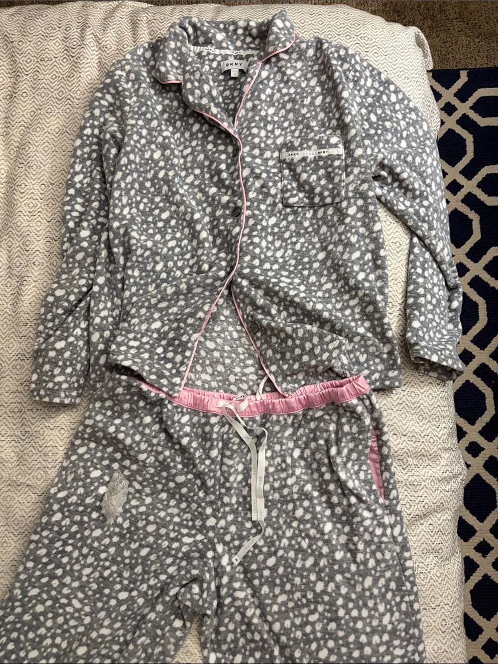 Dkny pajama set Pink Fleece Pajama Set